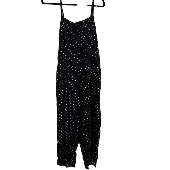 Old navy women’s Black and White Polka Dot Sleeveless Jumpsuit - Picture 1 of 3